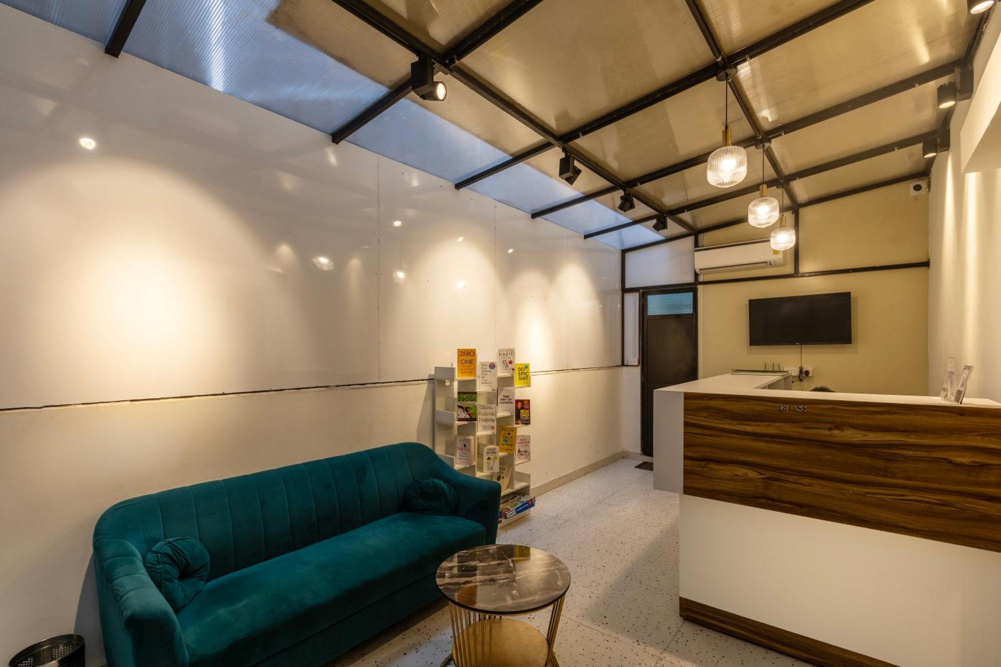 The Orion Premium Suites Bombay Eksteriør billede