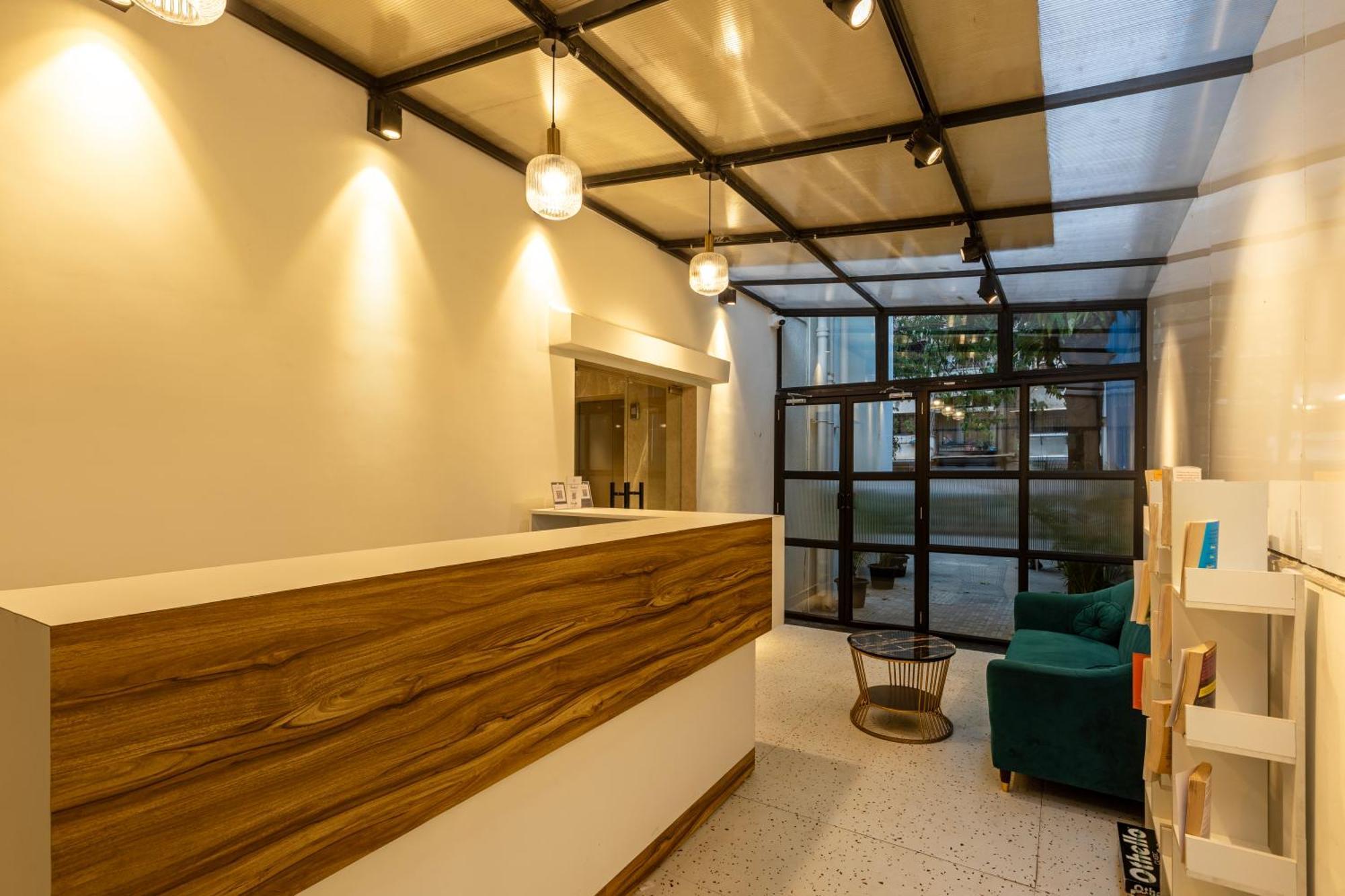The Orion Premium Suites Bombay Eksteriør billede