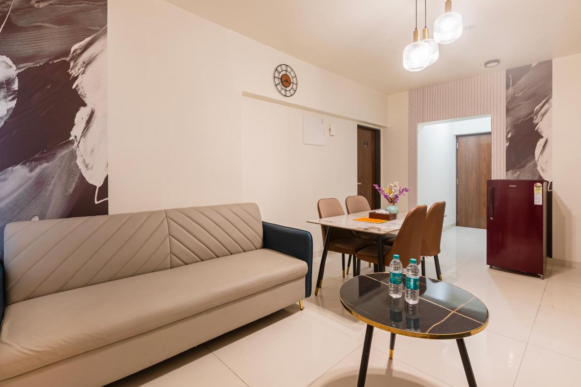 The Orion Premium Suites Bombay Eksteriør billede