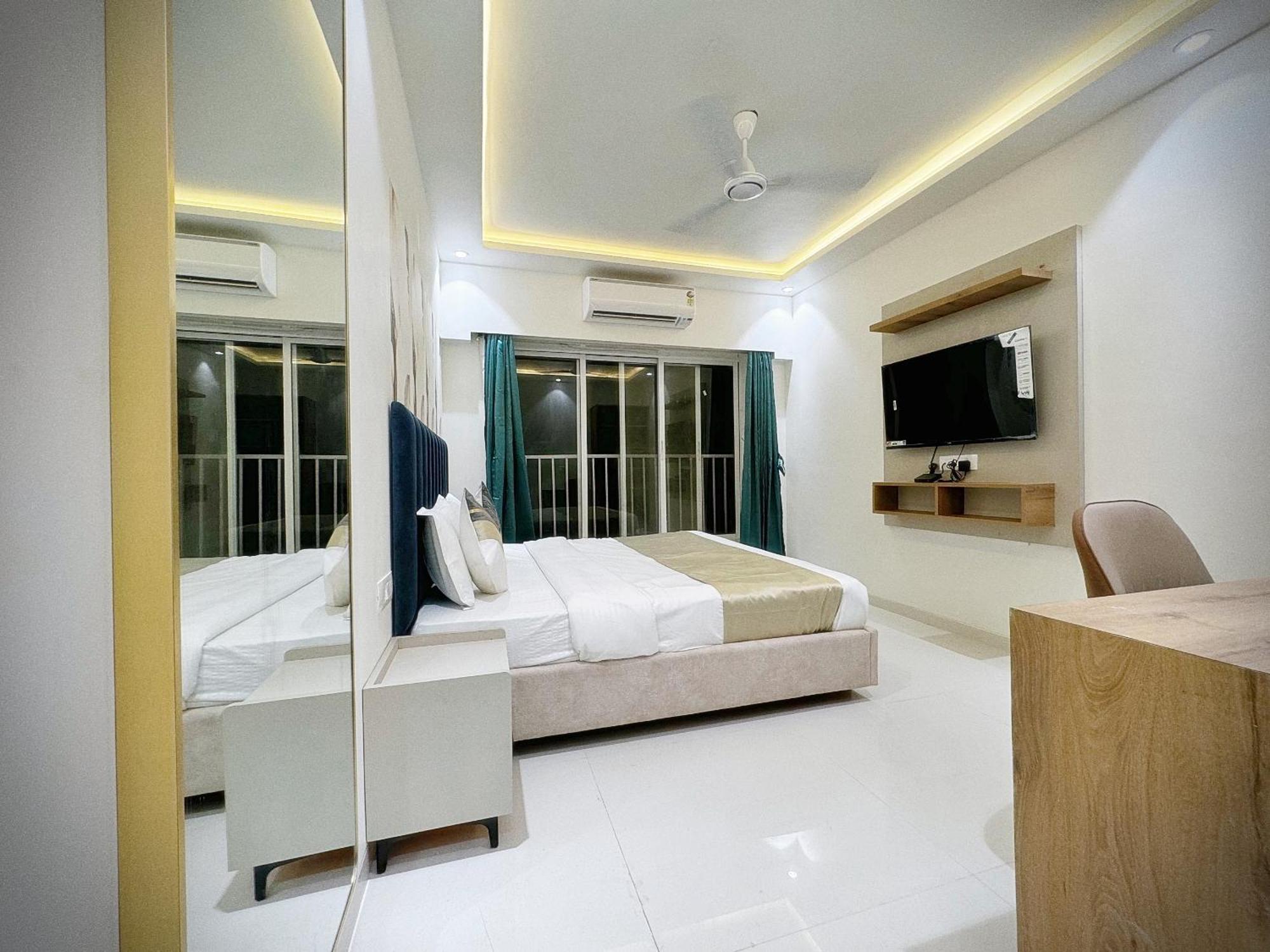 The Orion Premium Suites Bombay Eksteriør billede