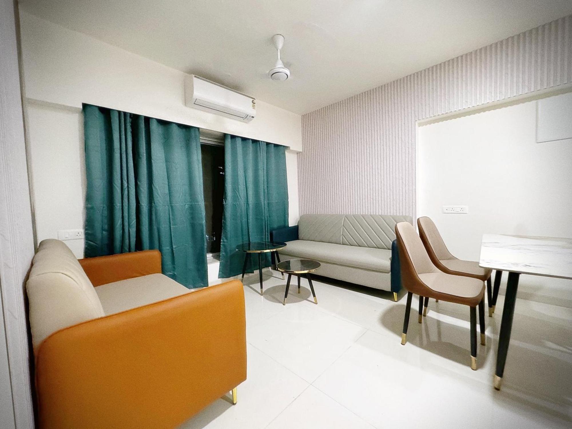 The Orion Premium Suites Bombay Eksteriør billede